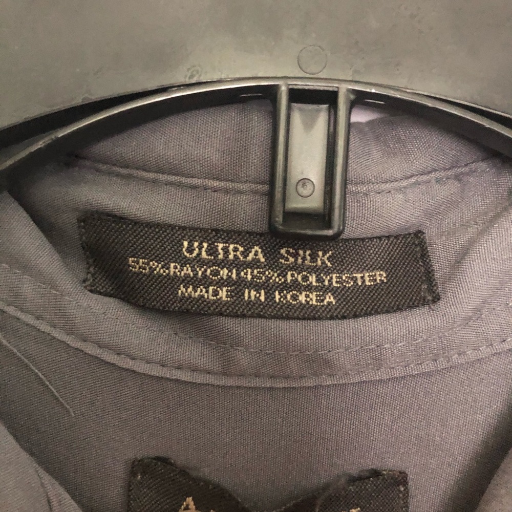 5/$20 Gray Button down - Picture 2 of 4